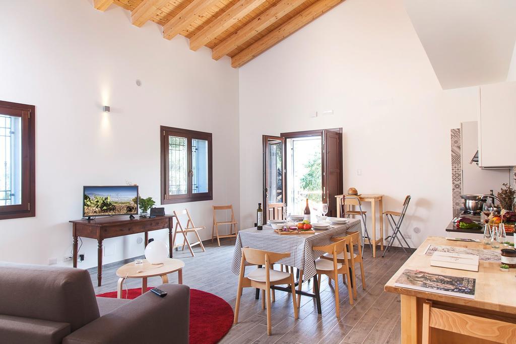 Ecoagriturismo Notti Stellate Etna Mare Villa Маскали Екстериор снимка