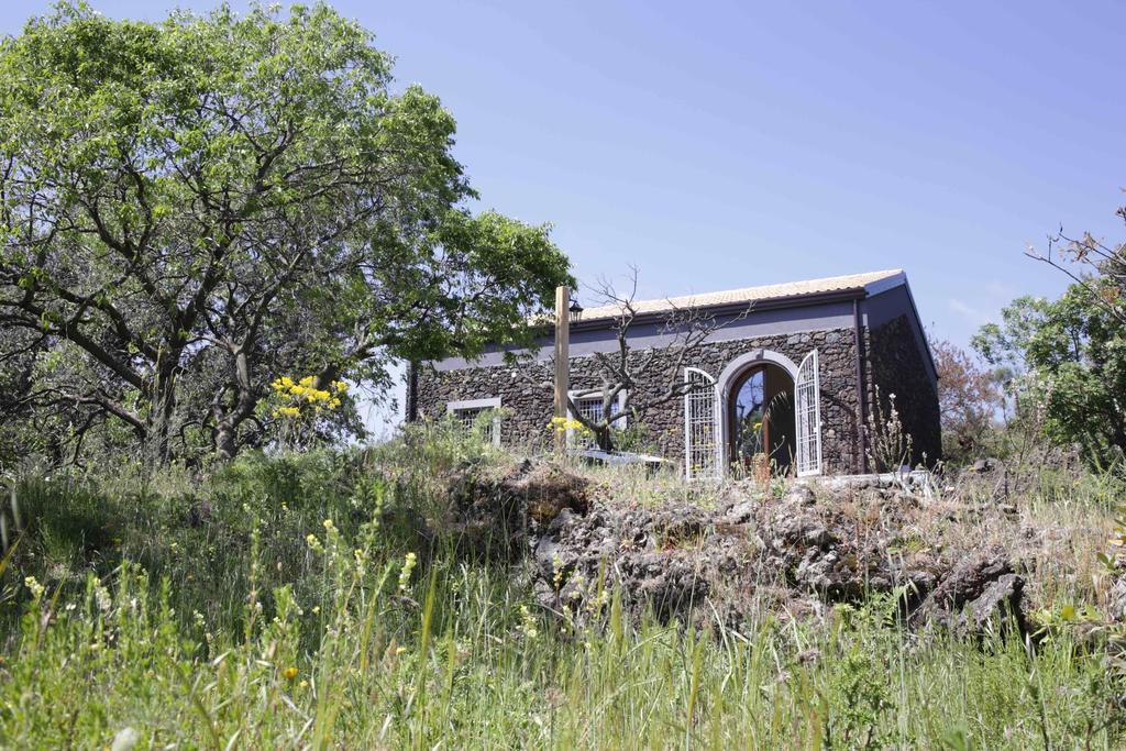 Ecoagriturismo Notti Stellate Etna Mare Villa Маскали Екстериор снимка